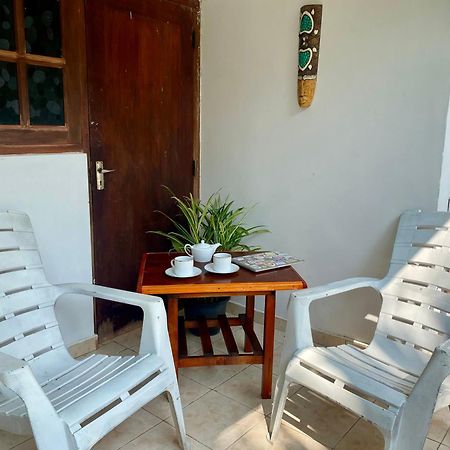 Bed and breakfast The Breeze Mirissa Extérieur photo