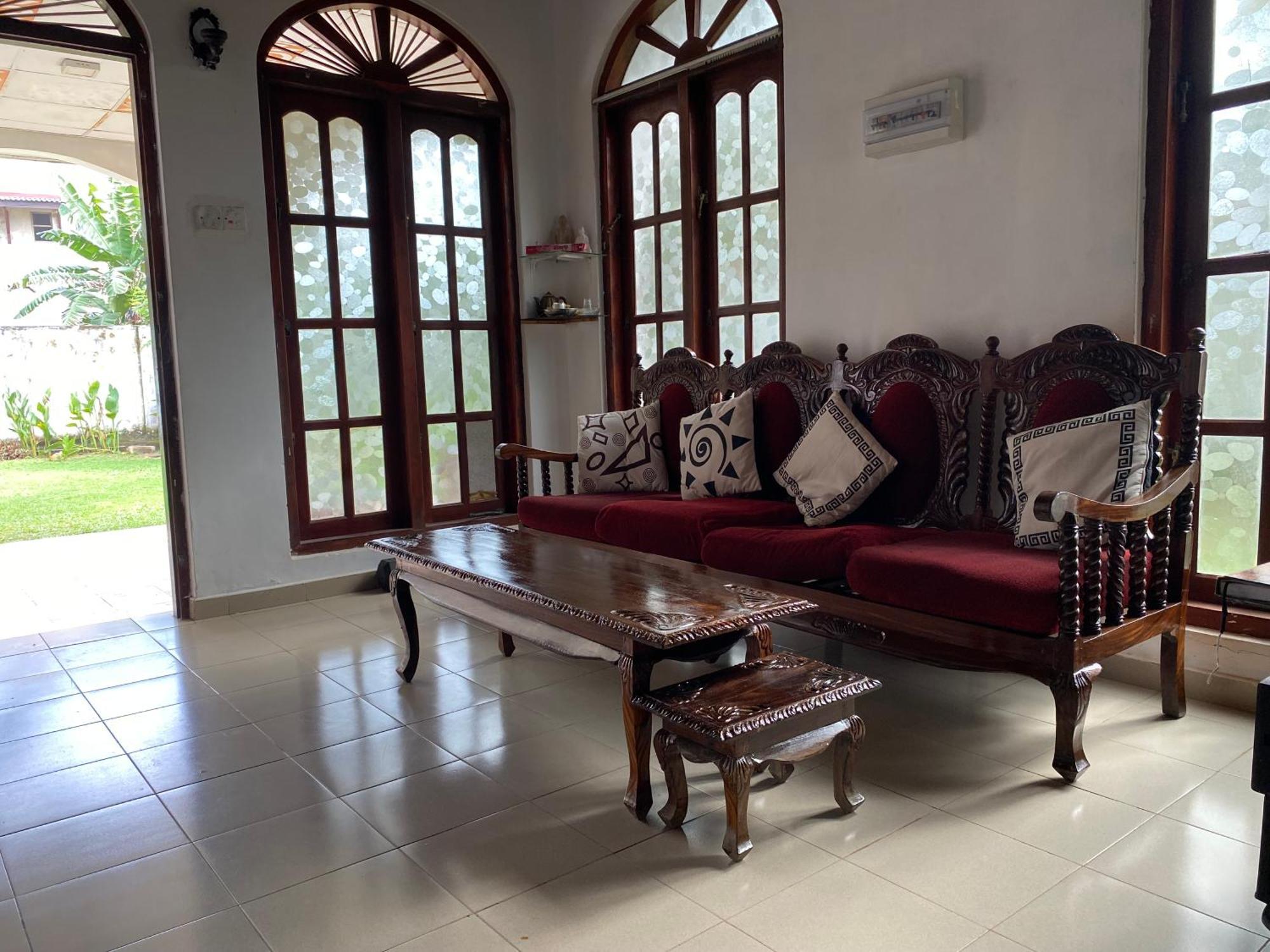 Bed and breakfast The Breeze Mirissa Extérieur photo